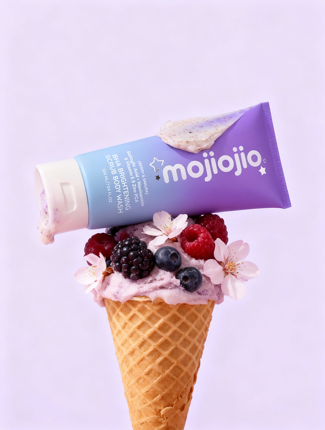 mojiojio Beauty Berry & Sakrua BHA Brightening Scrub Body Wash 220g