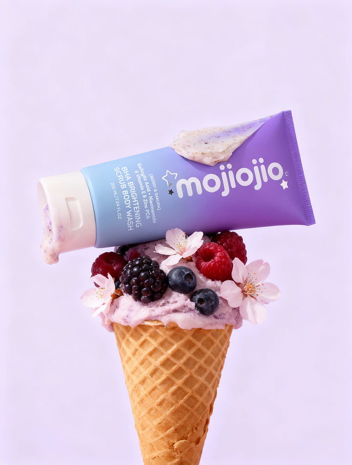 mojiojio Beauty Berry & Sakrua BHA Brightening Scrub Body Wash 220g